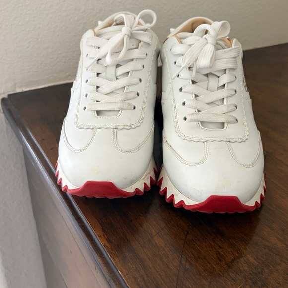 Christian Louboutin White Leather Sneakers with Red Zigzag Sole - Picture 4 of 6